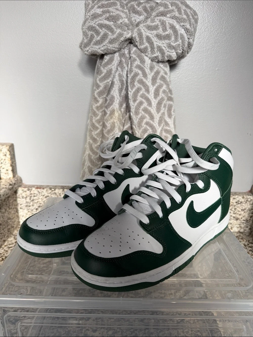 Nike High-Top Sneakers in White and Dark Green